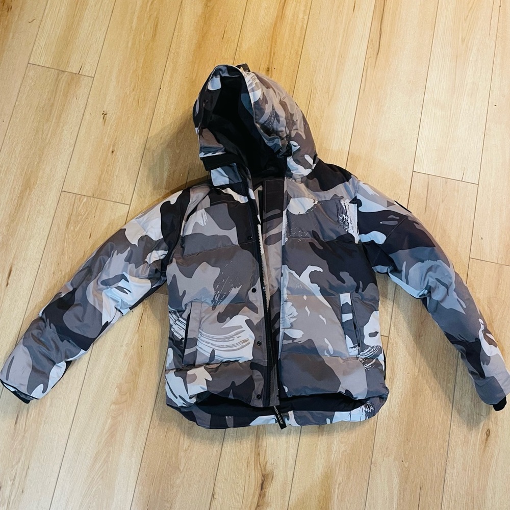 *LIMITED EDITION* Authentic Camouflage Canada Goose